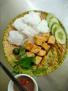 Hình ảnh Bún đậu chả cốm