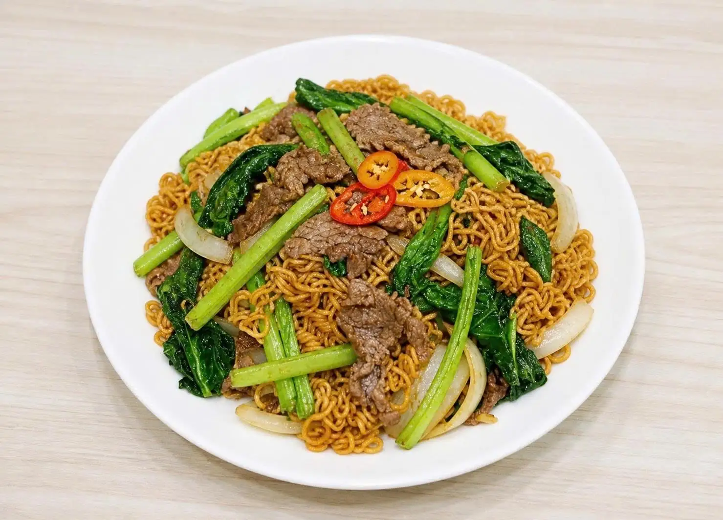 Mỳ Xào Bò Hoặc Heo - 65.000 ₫ tại QUÁN 212B/063 - Mì Xào, Nui Xào & Cơm Chiên - Nguyễn Trãi