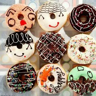 Donut - 18.000 ₫ tại Kem Bông Bakery - Nguyễn Trãi