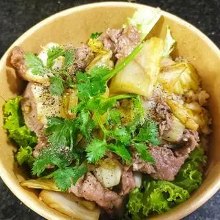 Cơm chiên Dưa Bò - 75.000 ₫ tại Bếp Nhà Nguyên - 9L Cư Xá Phan Đăng Lưu 