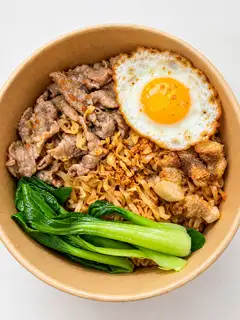 Hình ảnh Mì trộn bò trứng