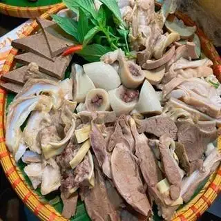 Combo dĩa lòng nhỏ - cháo huyết  - 65.000 ₫ tại Cháo Lòng Miền Tây - Tôn Đản  