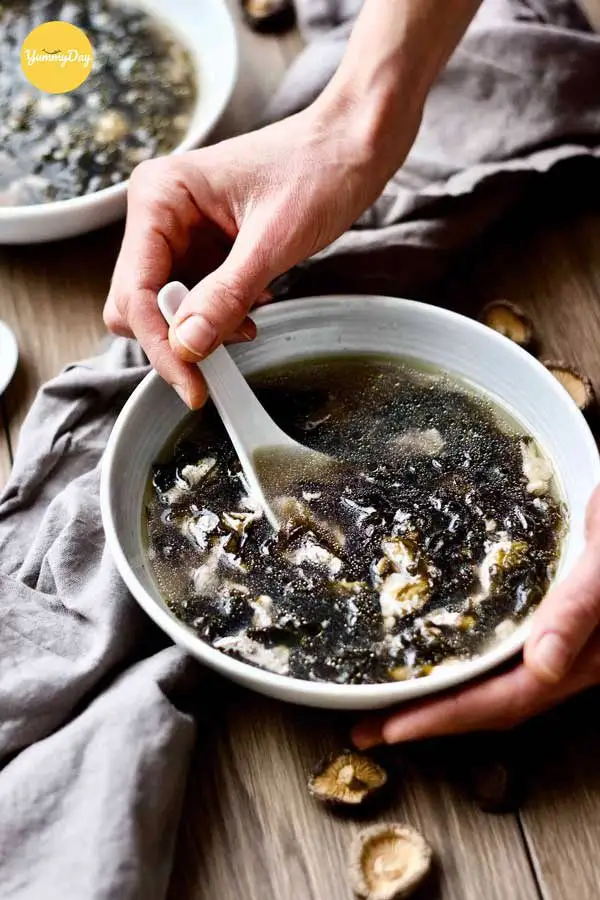 Canh rong biển thịt bằm - 25.000 ₫ tại Cơm Văn Phòng Bếp Thảo - Phan Huy Ích