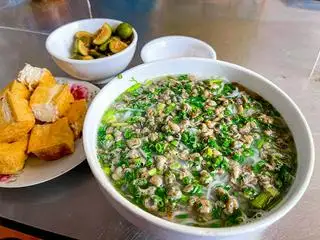 Hình ảnh Bún hến đậu phụ