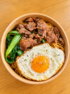 Hình ảnh Mì xào bò trứng