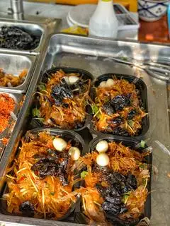 Hình ảnh Bánh Tráng Trộn Sốt Bò