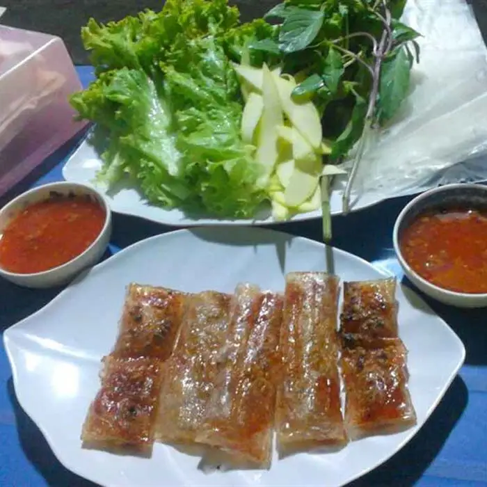 Chả lụi nướng Lagi (kèm rau sống) - 50.000 ₫ tại Quán Chả Lụi Nướng Lagi