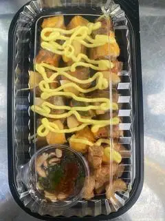Bánh tráng cuốn sốt me - 43.000 ₫ tại Bánh Tráng Trộn 198 - Tôn Đản