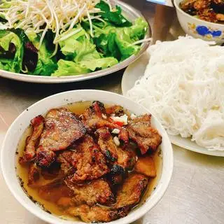 Hình ảnh Bún  chả nướng lẫn 