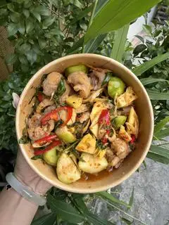 Hình ảnh Chân Gà Sốt Thái size M 