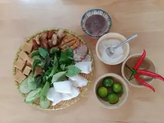 Bún đậu thập cẩm  - 58.000 ₫ tại Bún Đậu Mắm Tôm - Phố Gầm Cầu