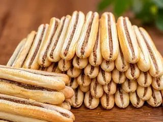 Hình ảnh Bánh Mì Que