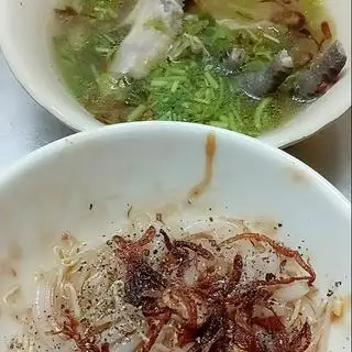 Hình ảnh Banh Canh Trôn Thit Ga