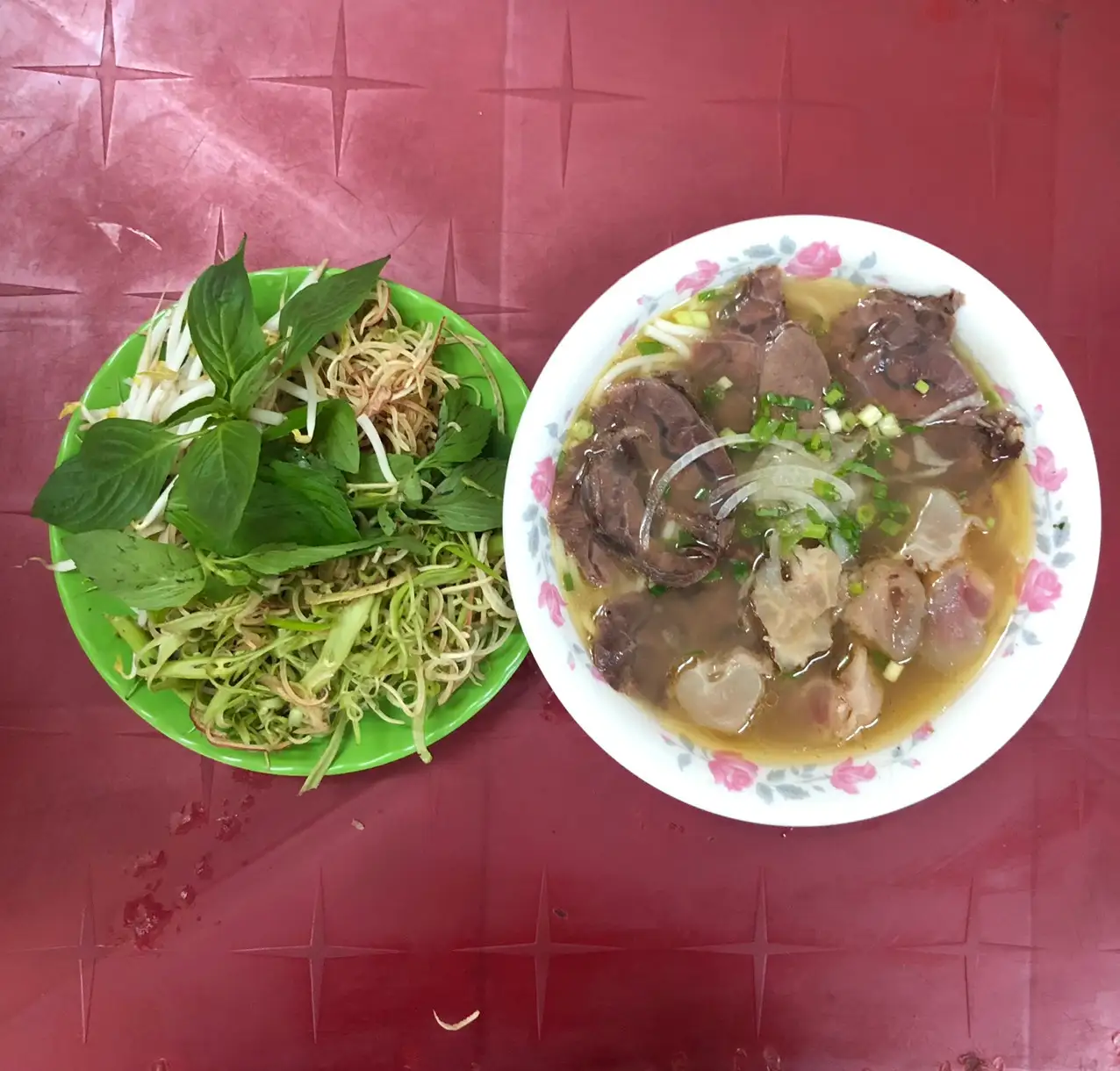 Bún bò Huế - bắp bò - gân - 63.000 ₫ tại Đông Ba - Bún Bò Huế - Cao Lỗ