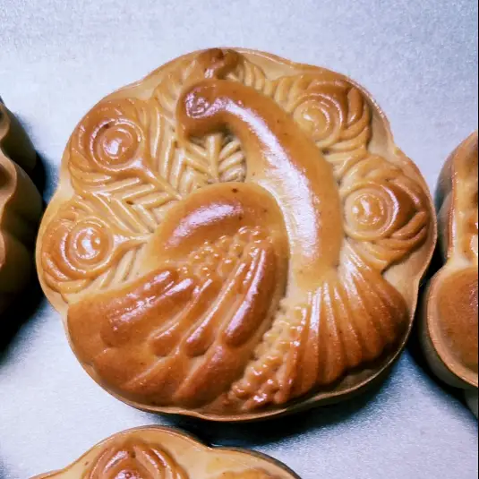Bánh trung thu đậu xanh size vừa - 125.000 ₫ tại Panda's Bakery