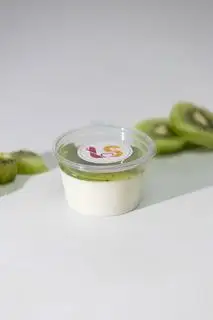 Sữa chua kiwi - 1 hũ - 16.000 ₫ tại Long Sữa - Sữa Chua Nhà Làm - Nguyễn Tất Thành