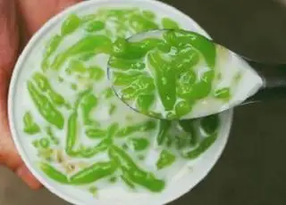 Chè bánh lọt cốt dừa - 49.000 ₫ tại Tiệm Chè Minh Ký - Huỳnh Mẫn Đạt  