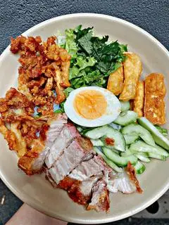 Hình ảnh Bún thịt quay nước tương