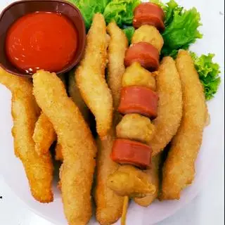 Hình ảnh Bánh que chiên thịt viên xúc xích 