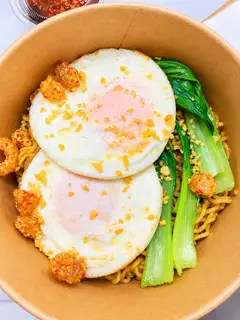 Hình ảnh Mì Indomei Trộn Trứng ốp la