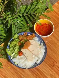 Bánh Ướt Chay - 35.000 ₫ tại Quán Thuần Chay Mẹ Ken - Bánh Mì Chay - Bình Lợi