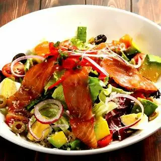 Hình ảnh Smoked salmon salad
