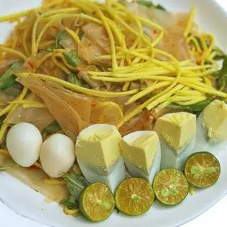 Bánh Tráng Trộn Bà Gánh ( Trộn Sẵn ) - 30.000 ₫ tại Bánh Tráng Tson - Huỳnh Tấn Phát