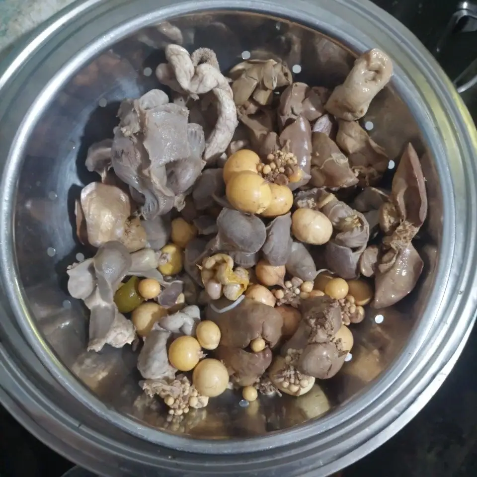Hình ảnh BÚN LÒNG MỀ TRÀNG TRỨNG(Măng cay)