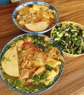 Hình ảnh Bún riêu đặc biệt