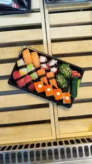 Hình ảnh Set Sushi Ryu (16C)