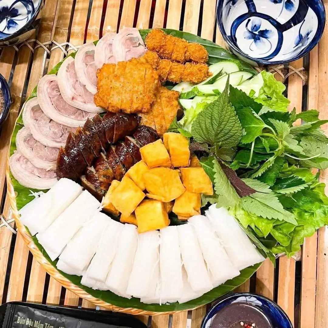 THẬP CẨM ĐẶC BIỆT (1NGƯỜI) - 69.000 ₫ tại Bún Đậu Q9 Ngon Siêu Rẻ - Bún Chả & Bún Mắm Nêm - Đường 9