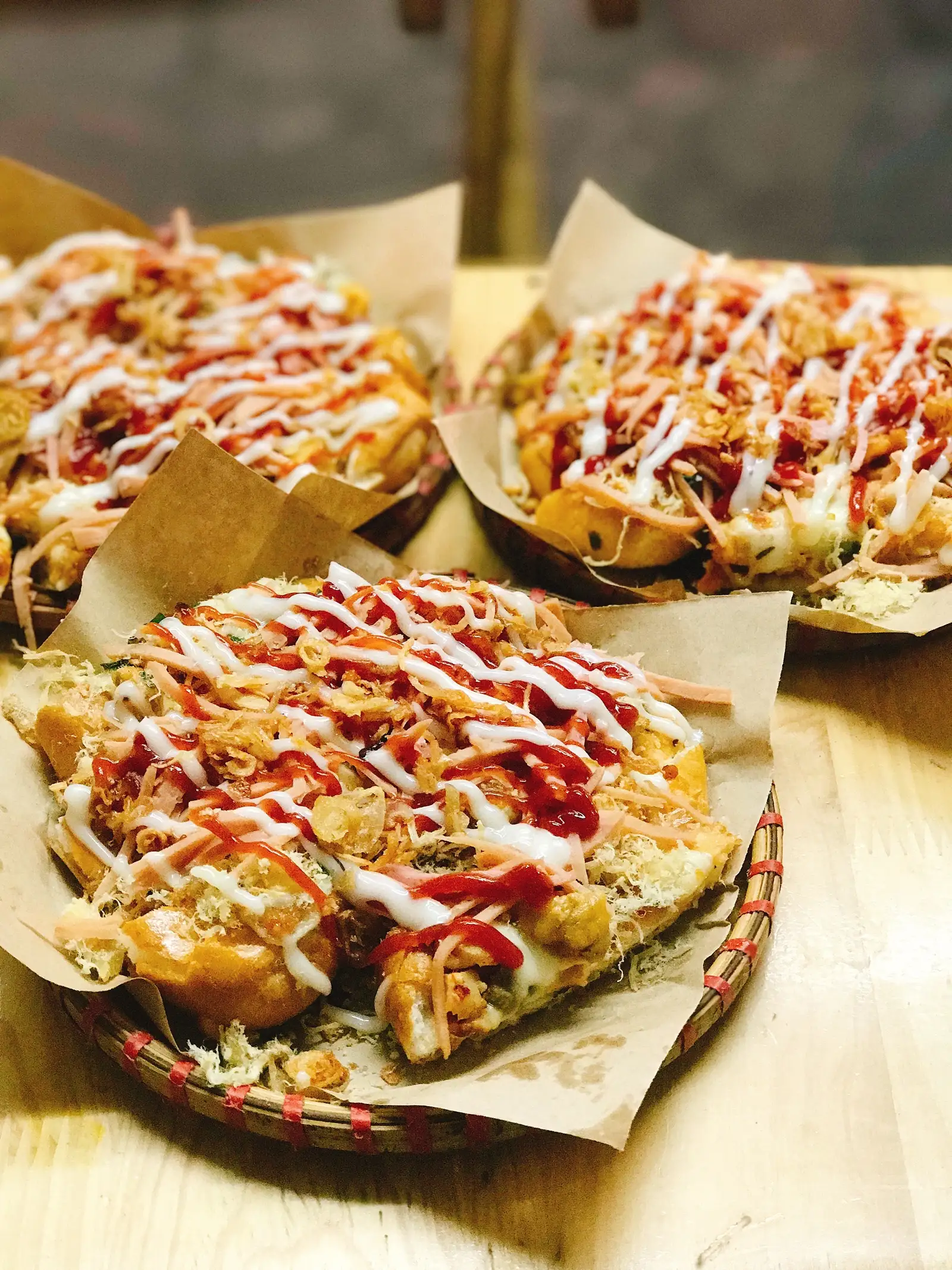 Hình ảnh Bánh mì nướng muối ớt đặc biệt