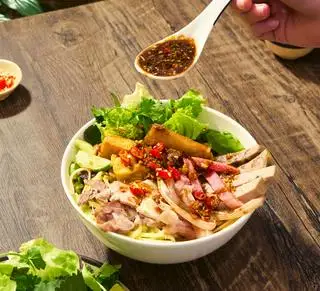 Bún nước tương đặc biệt - 89.000 ₫ tại Tiệm Là Nhà - Bún Mắm Nêm & Ăn Vặt - Lê Văn Sỹ