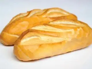 Bánh Mì Thêm - 7.000 ₫ tại Bánh Mì Chấm Hung Tubes - Nam Kỳ Khởi Nghĩa