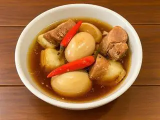 Hình ảnh Cơm Thịt Kho Hột Vịt