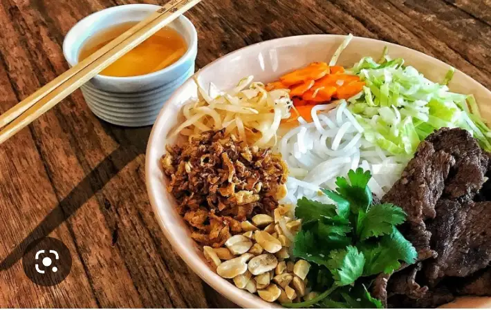 Bún Thịt Nướng - 38.000 ₫ tại Cơm Trộn - Mì Trộn - Bàu Cát