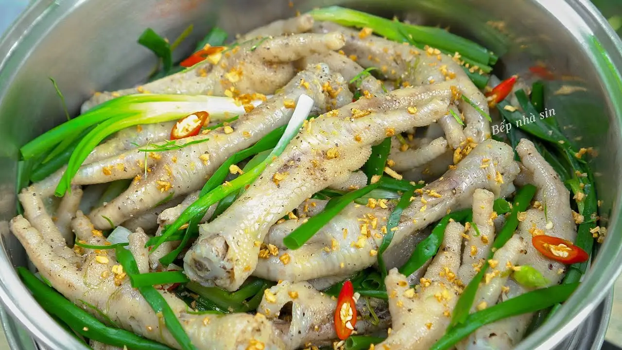 Chân Gà Hấp Tiêu Xanh - Size Vừa - 80.000 ₫ tại Chân Gà Hấp Hành - Gà Hấp Muối, Tiêu Xanh & Mắm Nhĩ - Trần Văn Dư