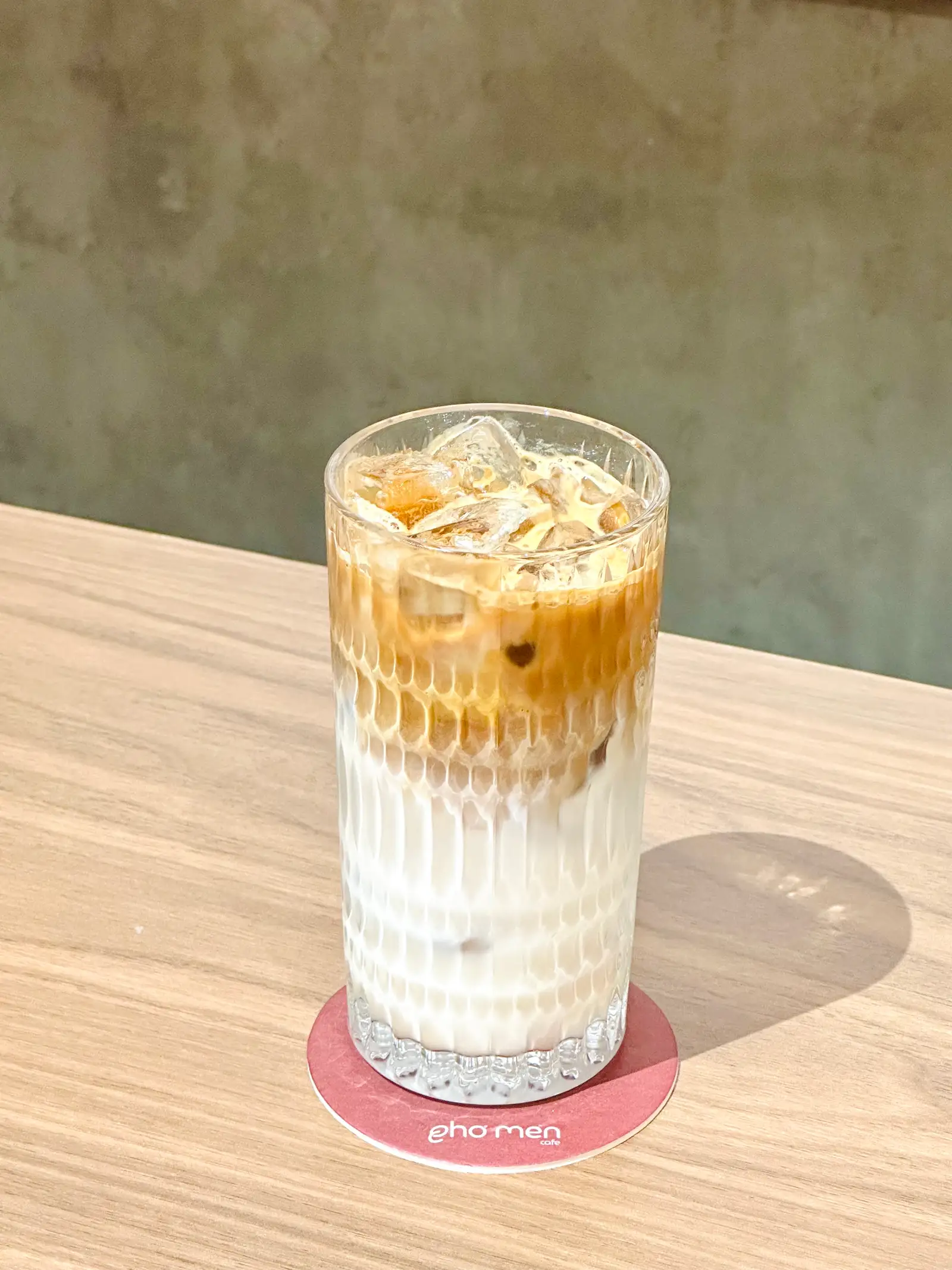 Latte - 68.000 ₫ tại PHƠMEN Cafe - Nguyễn Thị Minh Khai