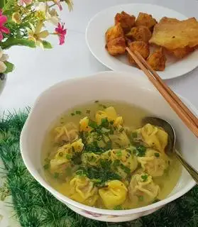 Hoành Thánh Thập Cẩm - 55.000 ₫ tại Hủ Tiếu Hương Quê 1 - Hủ Tiếu & Mì - Chung Cư Tôn Thất Thuyết