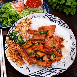 bún thịt nướng ( chỉ có thịt)  - 52.000 ₫ tại Bún Siêu Thịt Nướng 29K - Vườn Chuối