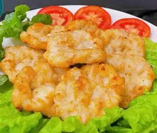 cơm chả mực Hạ long - 85.000 ₫ tại Nhà Hàng Bông Cải Xanh - Cơm Trưa Văn Phòng - Lý Tự Trọng
