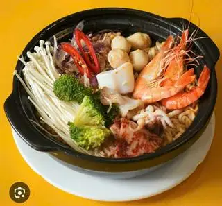 Hình ảnh mì cay hải sản ( lẩu tomyum. lẩu kim chi . lẩu thái )