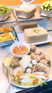 Hình ảnh Bánh Giò Mix Pate Bơ - 1 viên Xíu Mại - Hành Phi - Nước Mắm