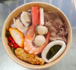 Hình ảnh Bún Thái  full topping 