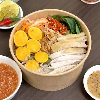 Bánh Ướt Thịt Gà Trứng Non - 84.000 ₫ tại Chờ Chút - Bánh Ướt Lòng Gà - Trường Sơn