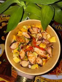 Hình ảnh râu bạch tuộc sot muối ớt đỏ