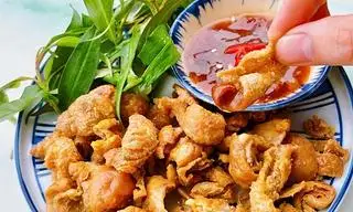 Da Gà  - 36.000 ₫ tại  Cơm Gà Xí Muội Bà He - Ung Văn Khiêm