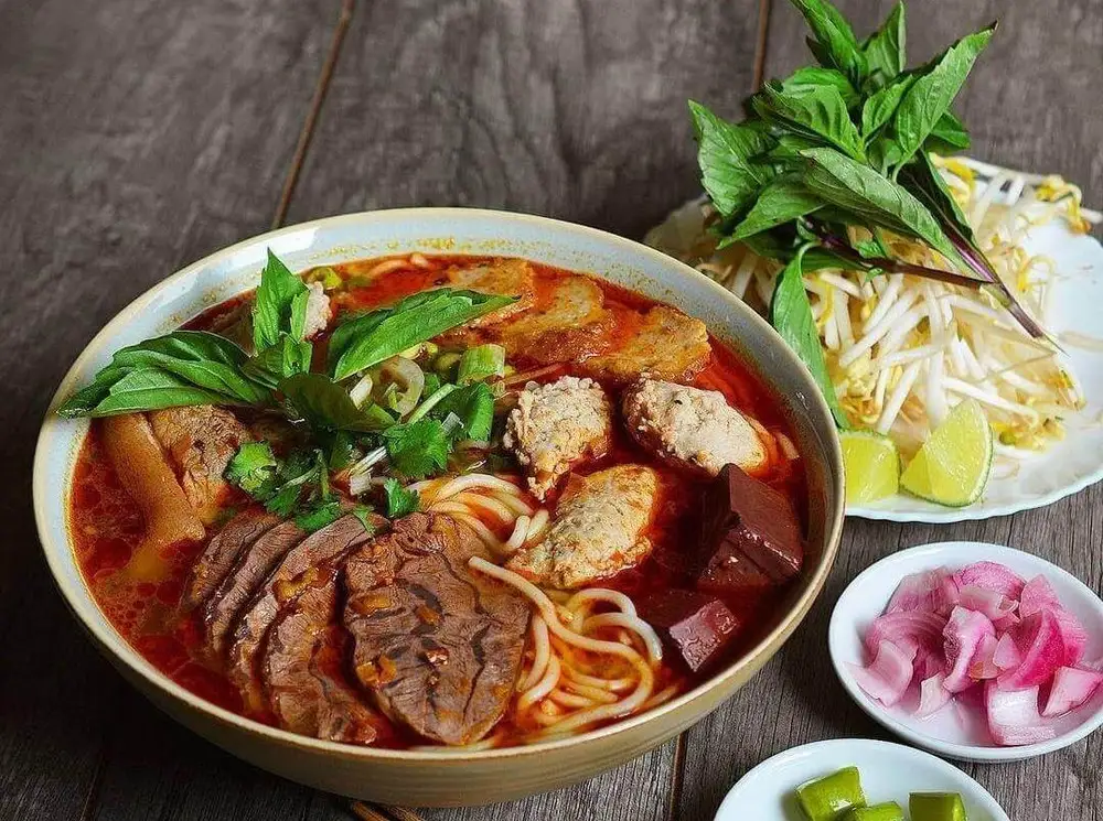 COMBO 2 PHẦN BÚN : SỤN + BẮP BÒ + NẠM + CHẢ TÔ LỚN - 139.800 ₫ tại Bún Bò Huế - Lê Quang Định