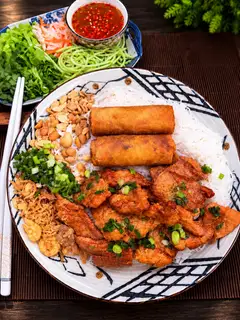BÚN THỊT NƯỚNG THỊT NƯỚNG- CHẢ GIÒ - 48.000 ₫ tại Bún Siêu Thịt Nướng 29K - Vườn Chuối