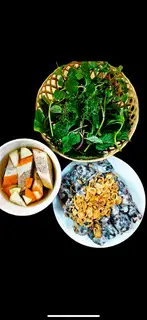 Hình ảnh Bánh cuốn chả quế